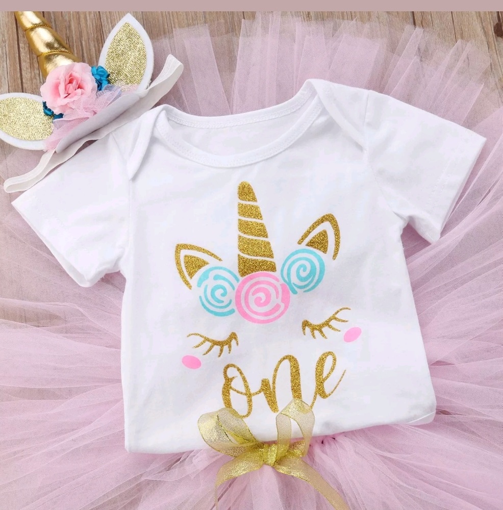 New Unicorn Baby Girl 1st Birthday 3 piece outfit - Picture 2 of 3